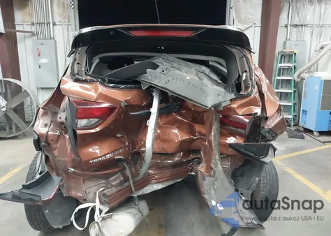 2021 Chevrolet Trailblazer Fwd Lt z USA, uszkodzony, nr VIN KL79MPS21MB123378